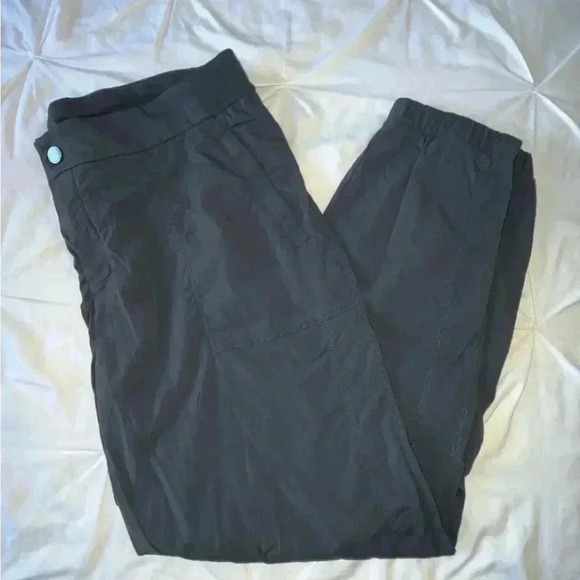 Athleta Women’s Trekkie Jogger in Light Charcoal Grey Color. SIZE 16 - Picture 2 of 8